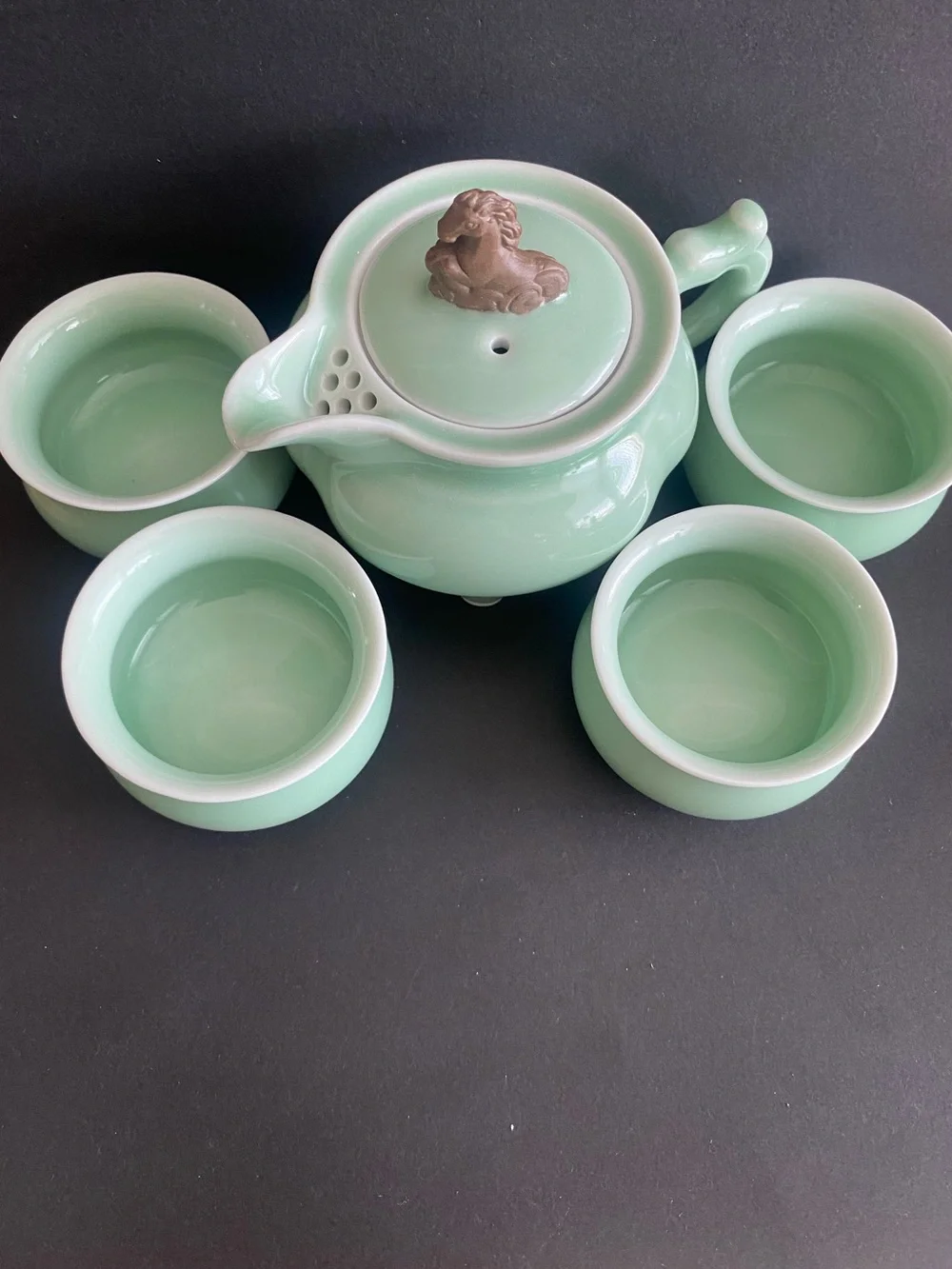 Vtg Chinese Gongfu Celadon Tea Pot 4 Cups Set Jade Green Glaze Horse On The Lid